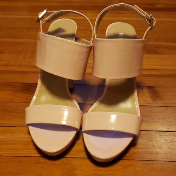 Report Shoes - Report light pink heels